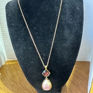 Gold tone gv9 necklace